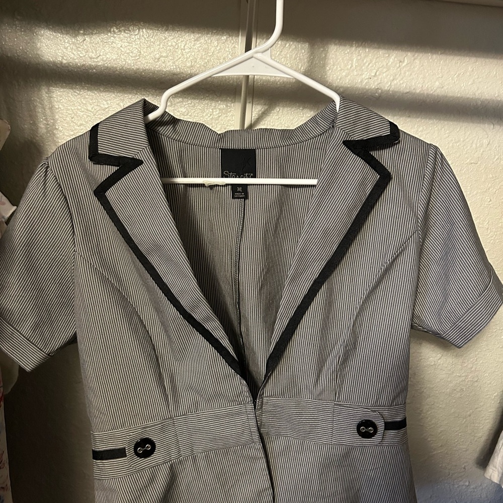 Star city Striped short sleeve blazer